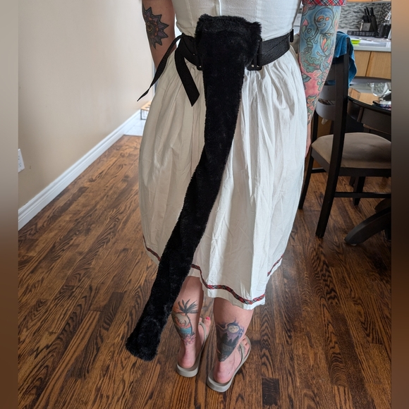 Costail Robotic Tail - Picture 3 of 4